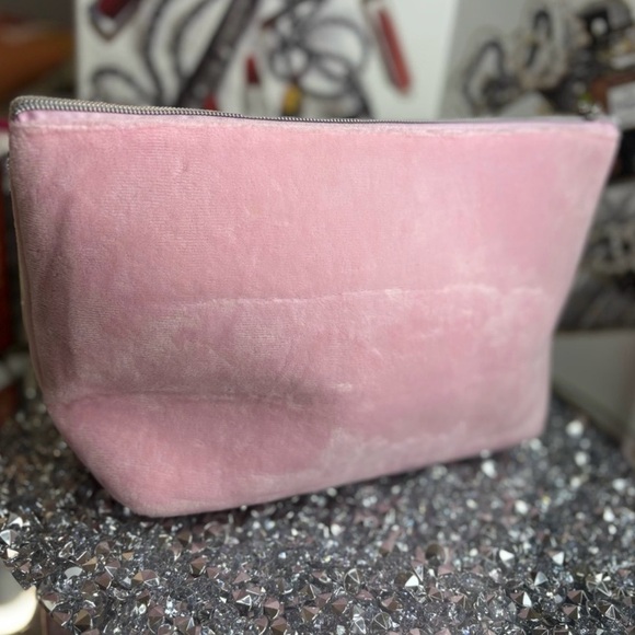 Juicy Couture pink velour cosmetic bag NWT - Picture 5 of 7